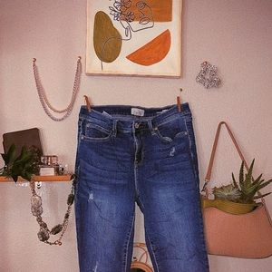 High waisted jeans